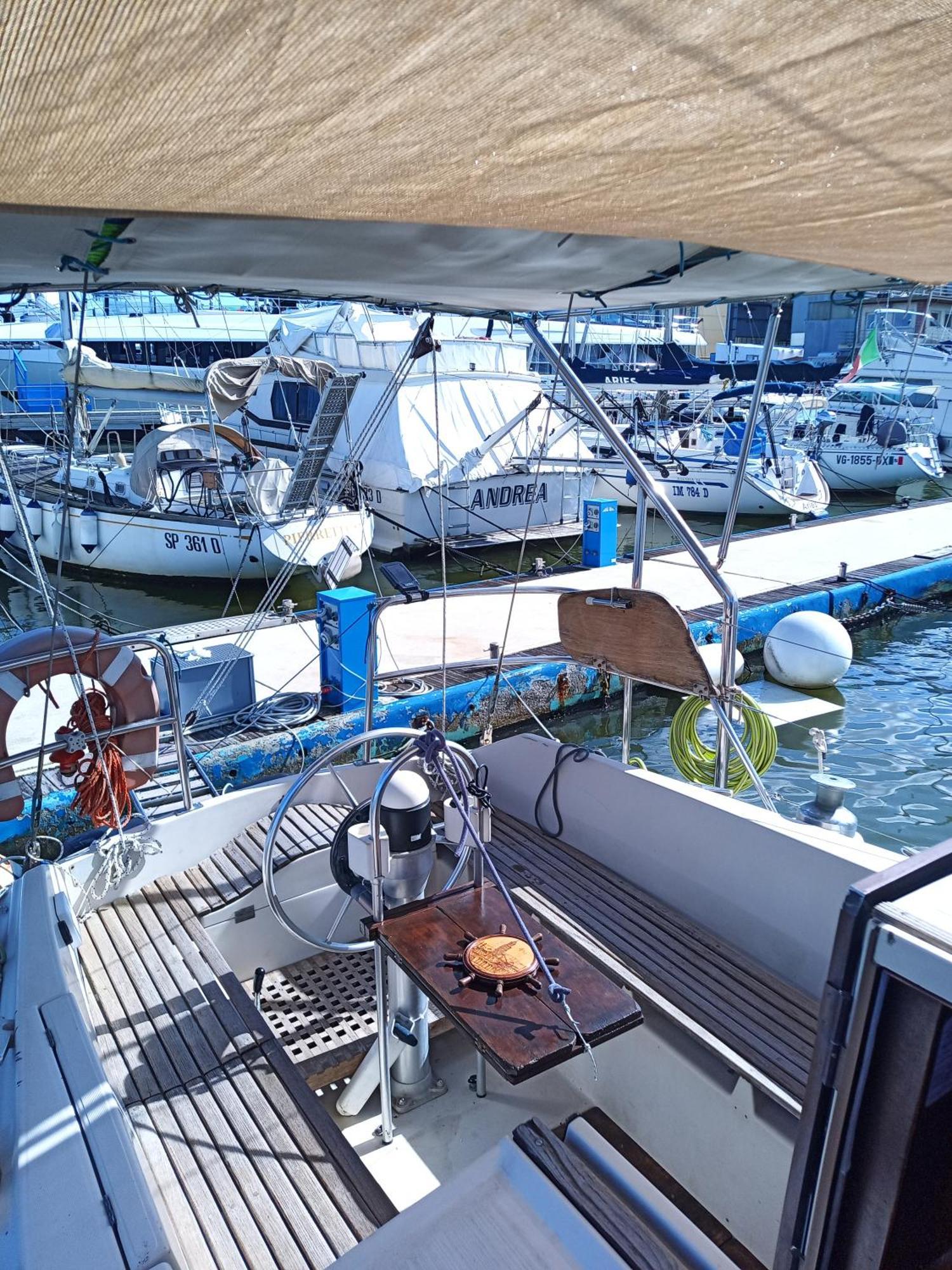 ホテル Bed & Boat Brezza Del Mare ヴィアレッジョ エクステリア 写真